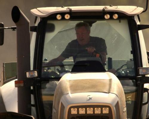 «Ферма Кларксона»: обзор сериала про ферму со звездой Top Gear и The Grand Tour