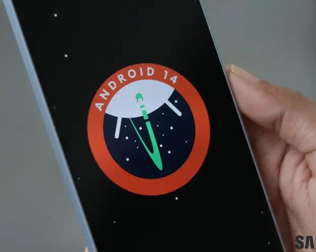 Galaxy M04 — один из самых дешевых телефонов Samsung с One UI 6.1